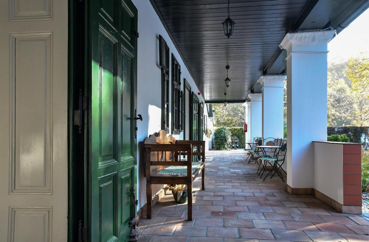 Bed and Breakfast Szin-Es Vendeghaz Сентеш Экстерьер фото