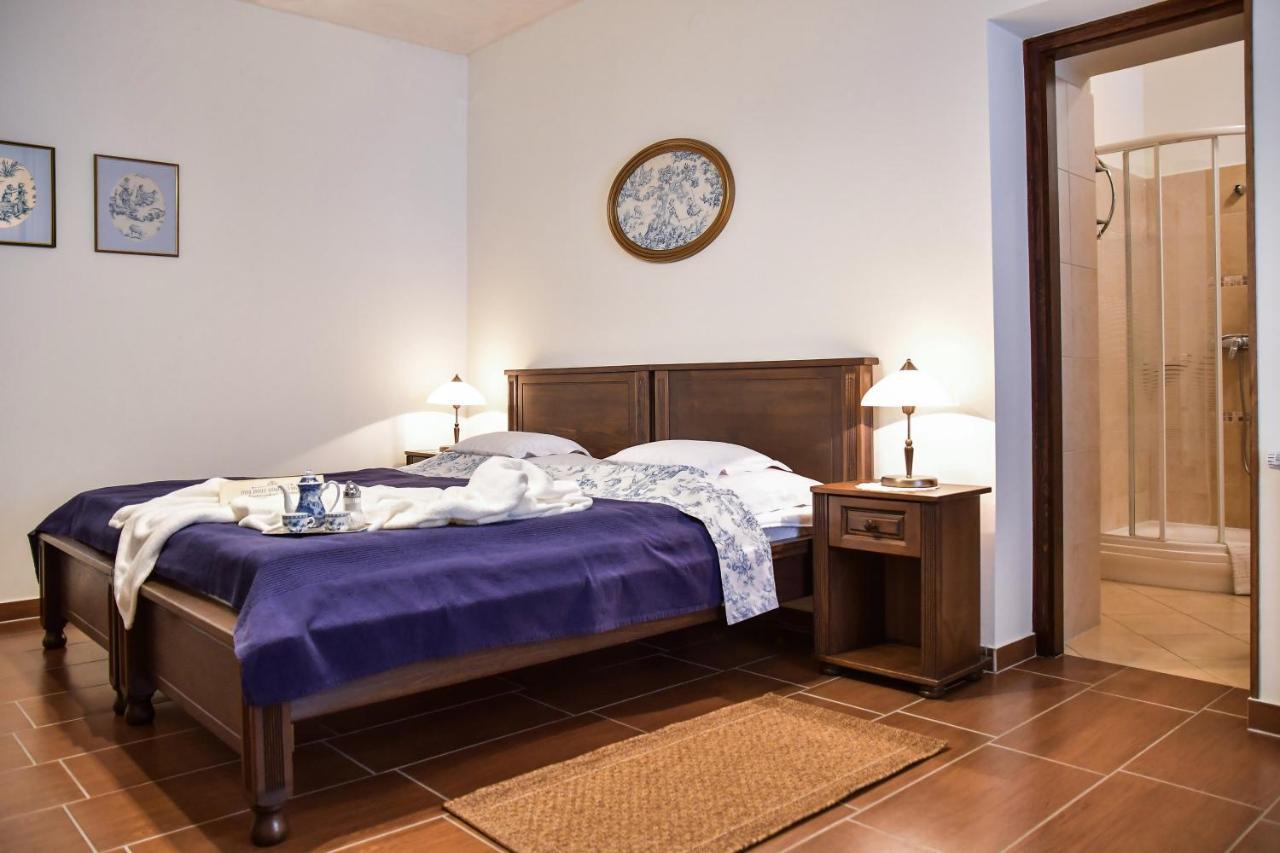 Bed and Breakfast Szin-Es Vendeghaz Сентеш Экстерьер фото