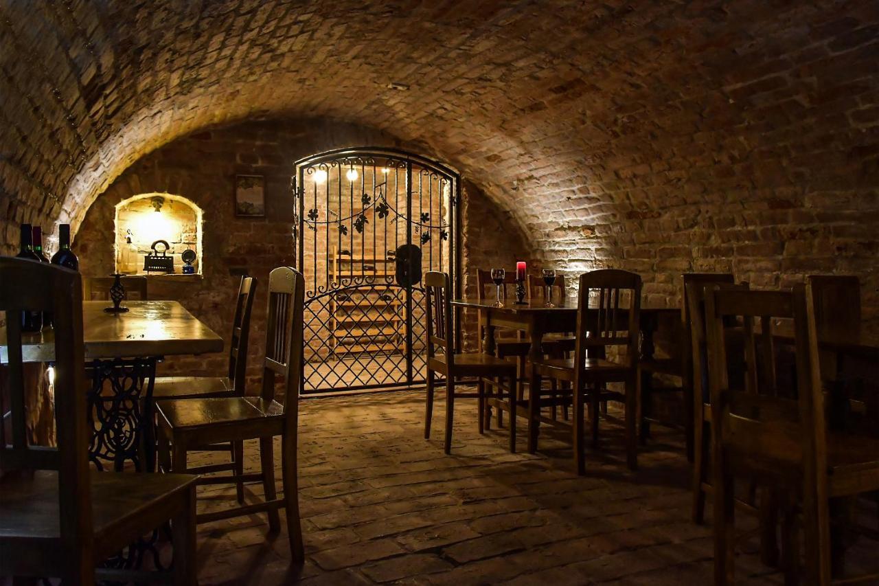 Bed and Breakfast Szin-Es Vendeghaz Сентеш Экстерьер фото